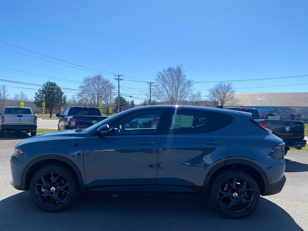 2024  HORNET GT PLUS in Sussex, New Brunswick - 3 - w1024h768px
