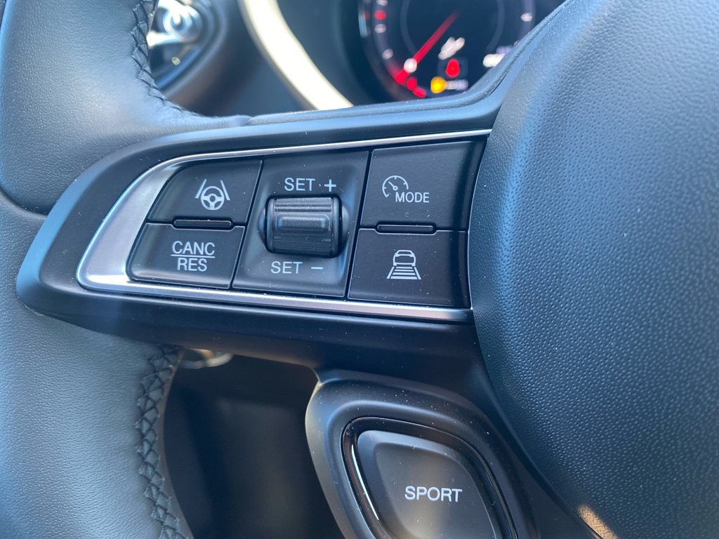 2024  HORNET GT PLUS in Sussex, New Brunswick - 24 - w1024h768px
