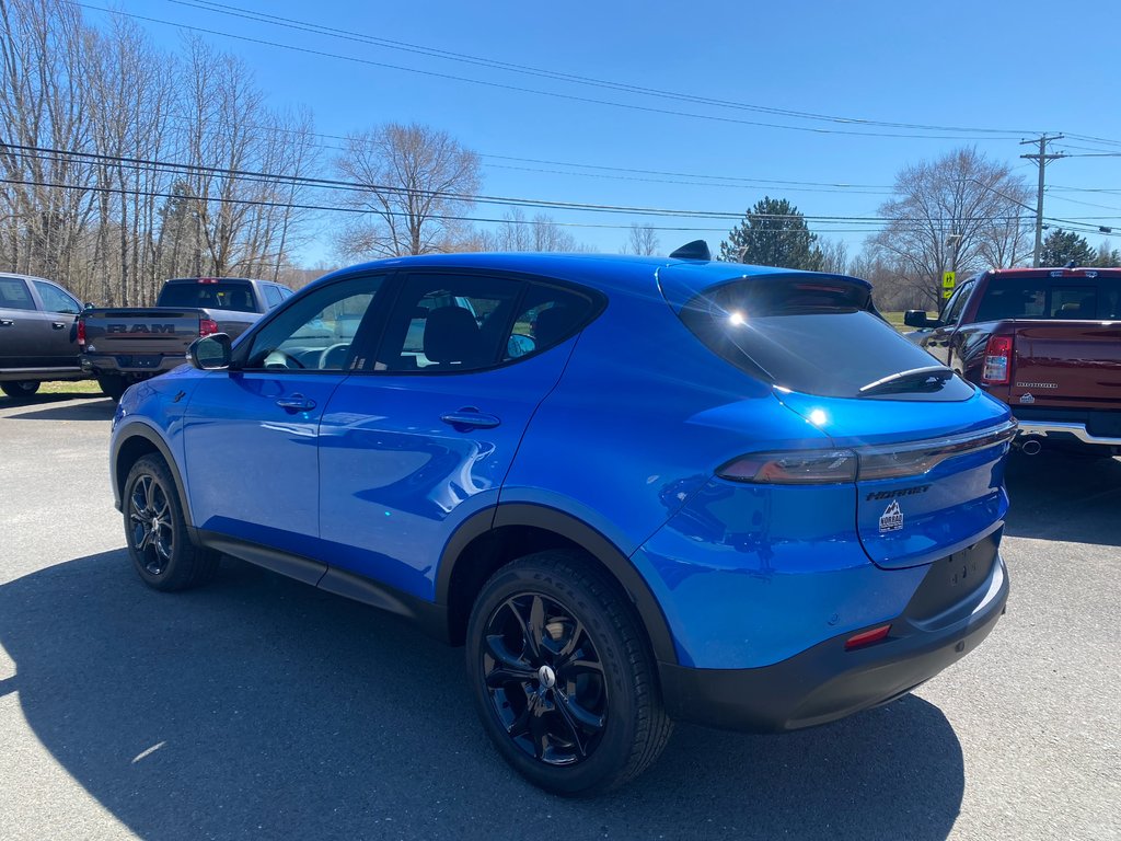 2024  HORNET GT in Sussex, New Brunswick - 3 - w1024h768px
