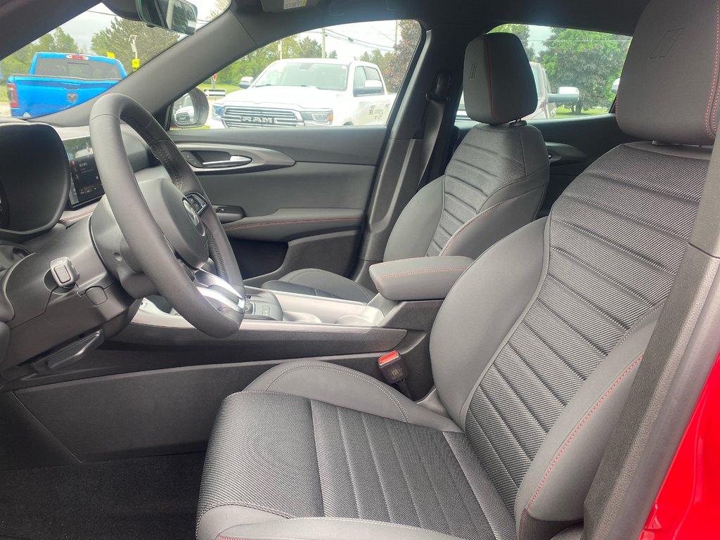 2024 Dodge HORNET GT in Sussex, New Brunswick - 14 - w1024h768px