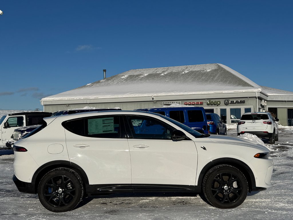 2024 Dodge Hornet R/T Plus in Sussex, New Brunswick - 9 - w1024h768px