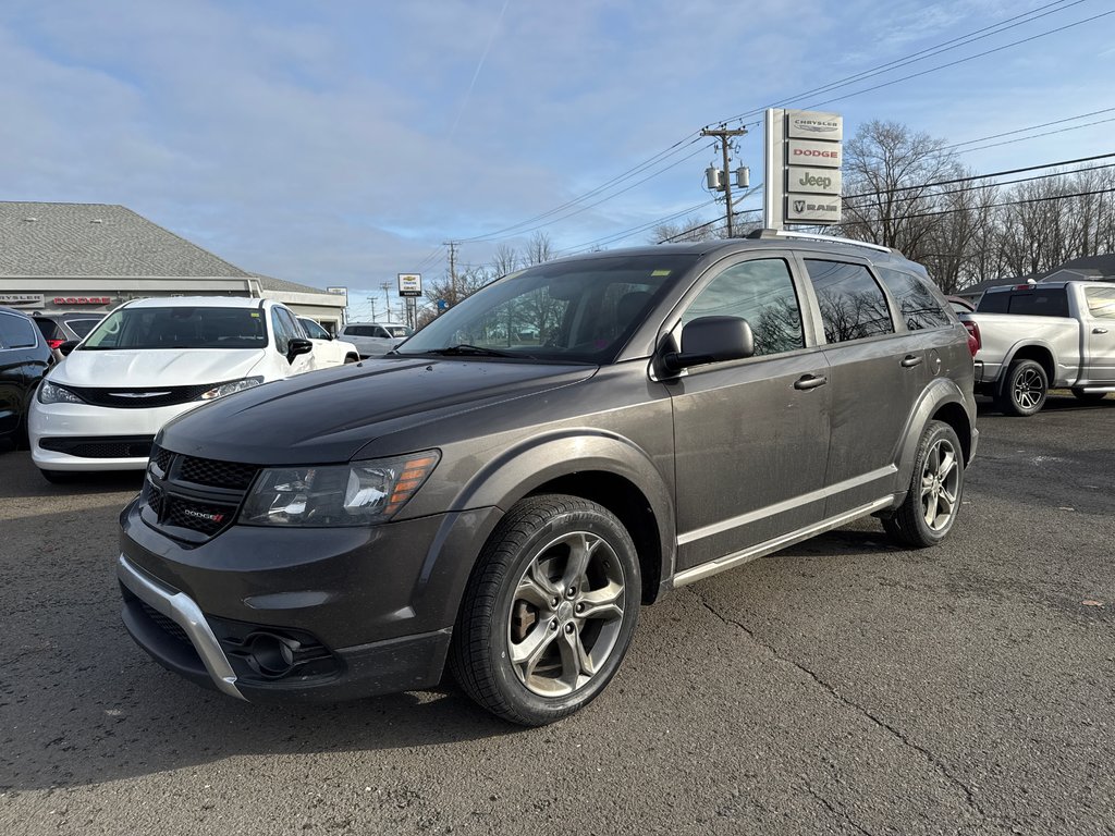 2017 Dodge Journey Front Drive CROSSROAD in Sussex, New Brunswick - 1 - w1024h768px