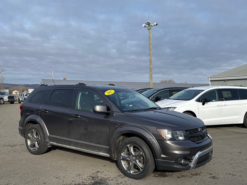 2017 Dodge Journey Front Drive CROSSROAD in Sussex, New Brunswick - 7 - w1024h768px