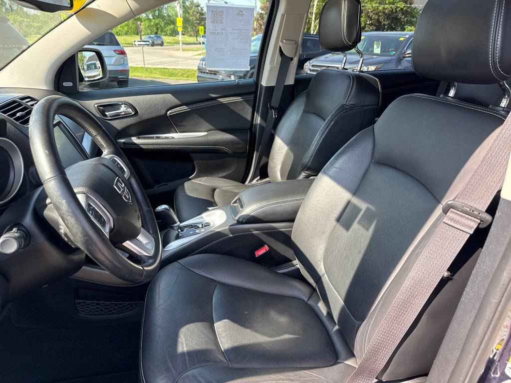 2017 Dodge Journey R/T in Sussex, New Brunswick - 14 - w1024h768px