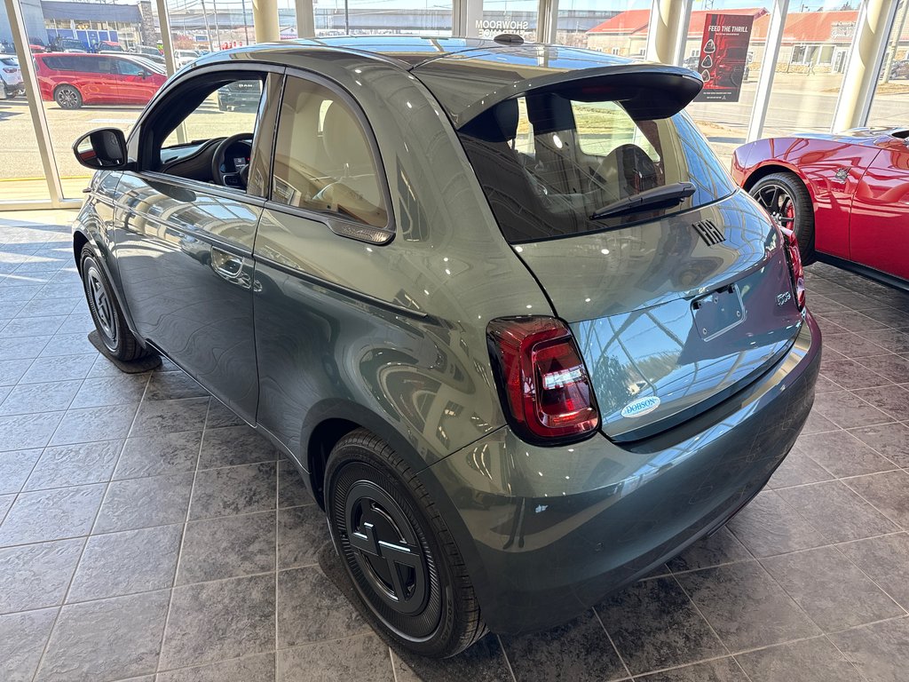Fiat 500e Giorgio Armani 2025 à Saint John, Nouveau-Brunswick - 5 - w1024h768px