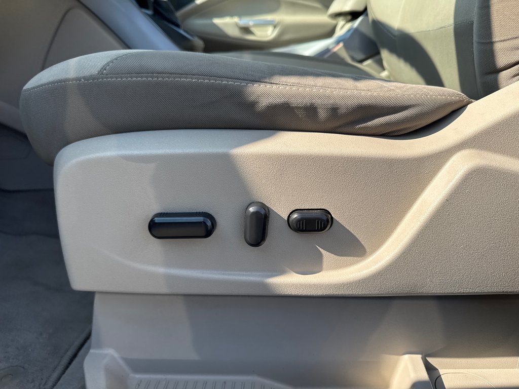 2015 Ford Escape Front Wheel Drive SE in Sussex, New Brunswick - 16 - w1024h768px