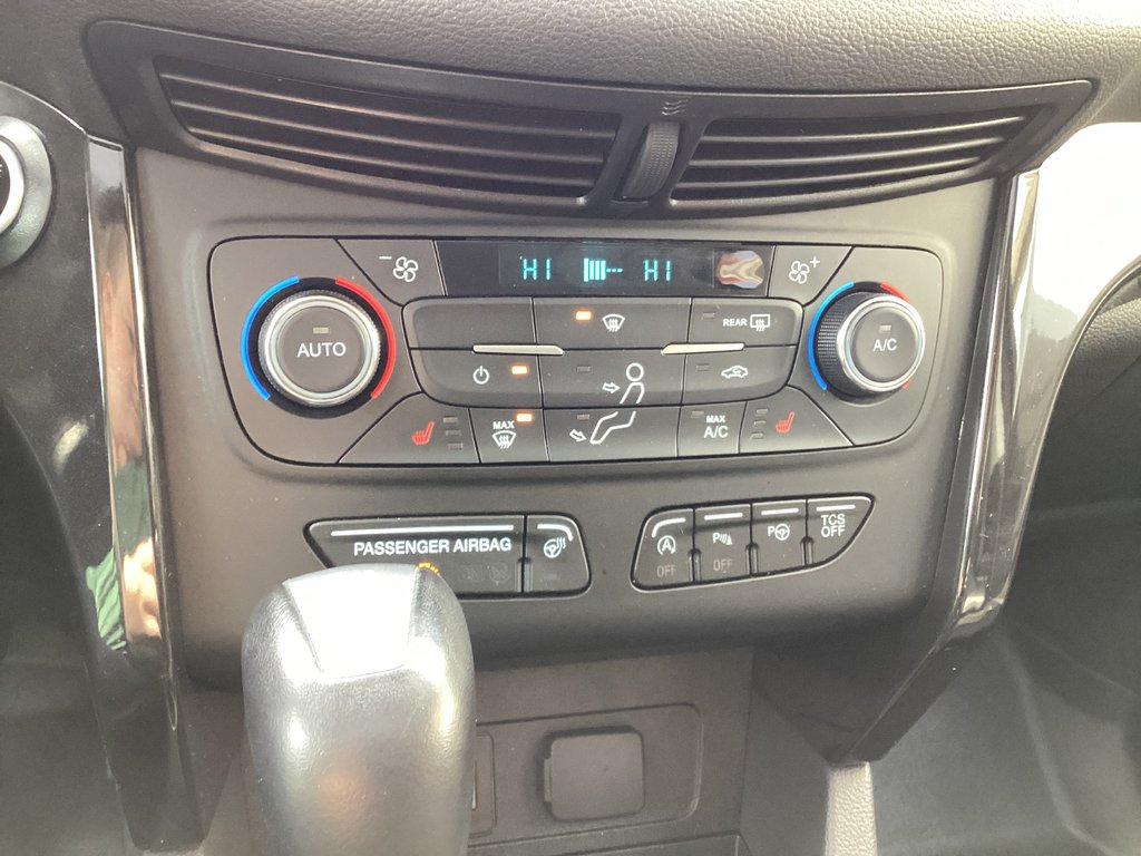 2017 Ford Escape TITANIUM in Saint John, New Brunswick - 25 - w1024h768px