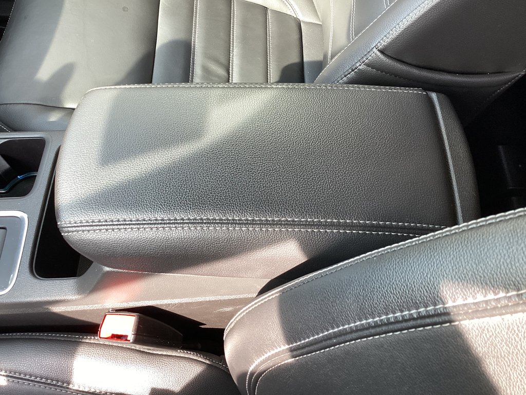 2017 Ford Escape TITANIUM in Saint John, New Brunswick - 15 - w1024h768px