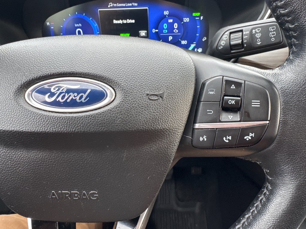 2020 Ford Escape Titanium Hybrid in Sussex, New Brunswick - 31 - w1024h768px