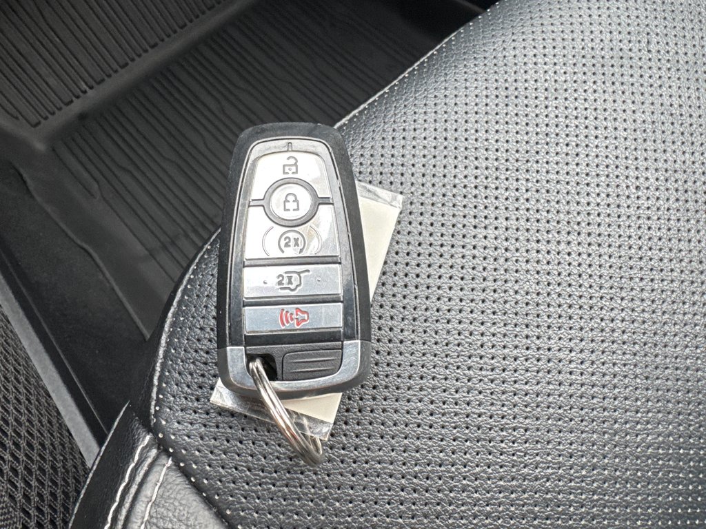 2020 Ford Escape Titanium Hybrid in Sussex, New Brunswick - 37 - w1024h768px