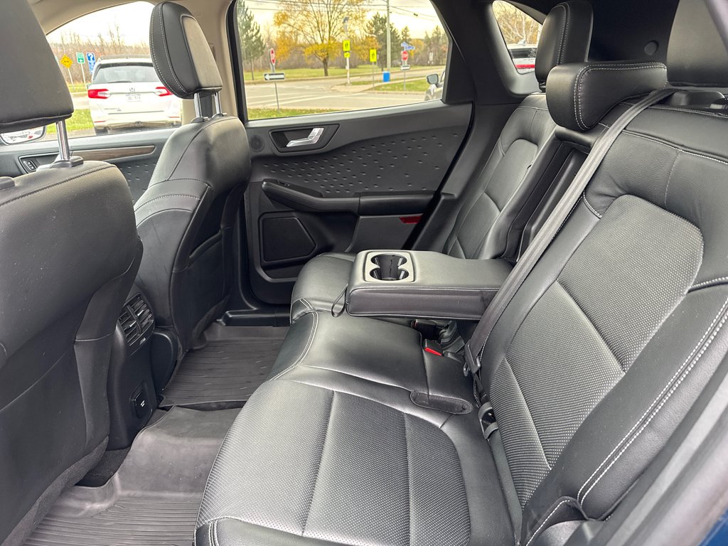 2020 Ford Escape Titanium Hybrid in Sussex, New Brunswick - 43 - w1024h768px