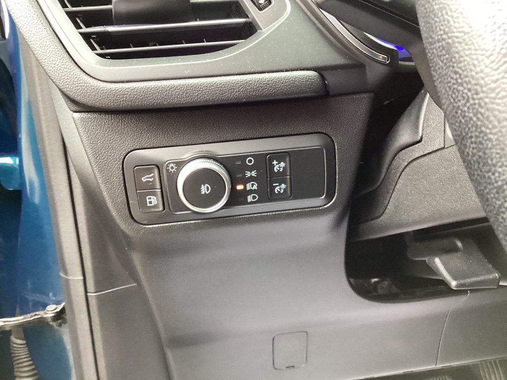 Ford ESCAPE TITANIUM HYBRID 2020 à Saint John, Nouveau-Brunswick - 16 - w1024h768px