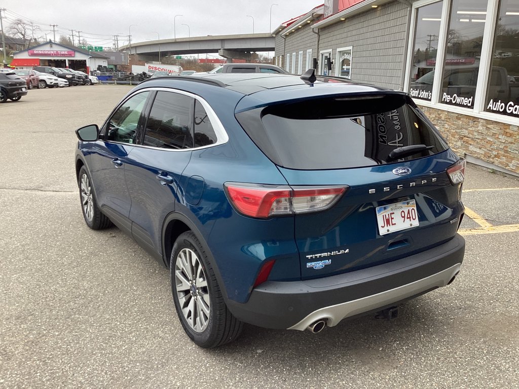 Ford ESCAPE TITANIUM HYBRID 2020 à Saint John, Nouveau-Brunswick - 3 - w1024h768px
