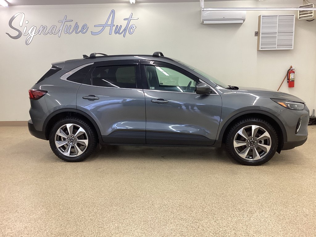 2023 Ford ESCAPE PLATINUM in Saint John, New Brunswick - 1 - w1024h768px