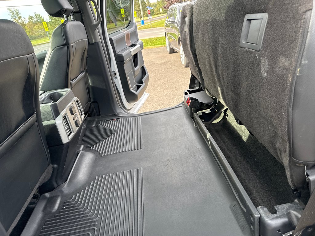 2015 Ford F-150 Lariat in Sussex, New Brunswick - 50 - w1024h768px