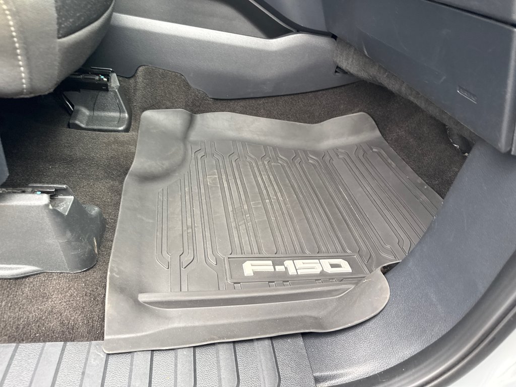 2021 Ford F-150 XLT in Sussex, New Brunswick - 13 - w1024h768px