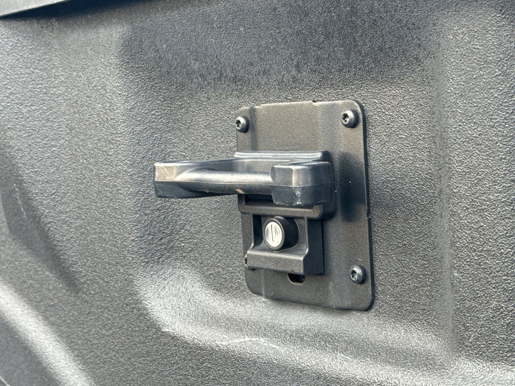 2022 Ford F-150 XLT w/ FX4 in Sussex, New Brunswick - 10 - w1024h768px