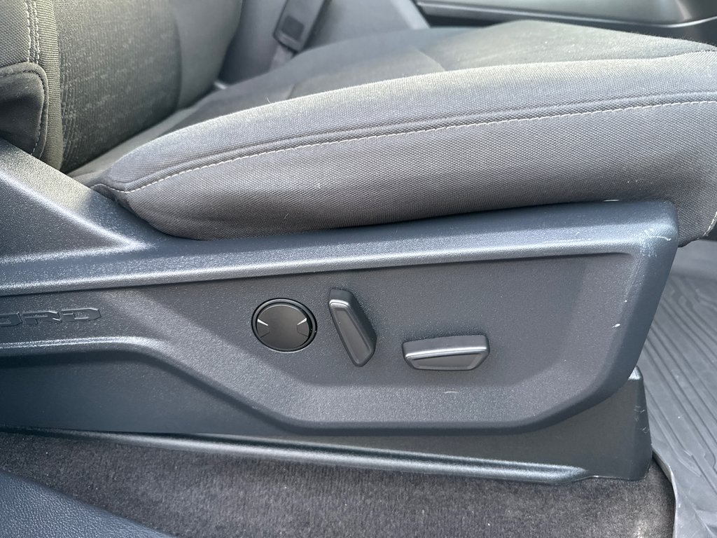 2022 Ford F-150 XLT w/ FX4 in Sussex, New Brunswick - 23 - w1024h768px