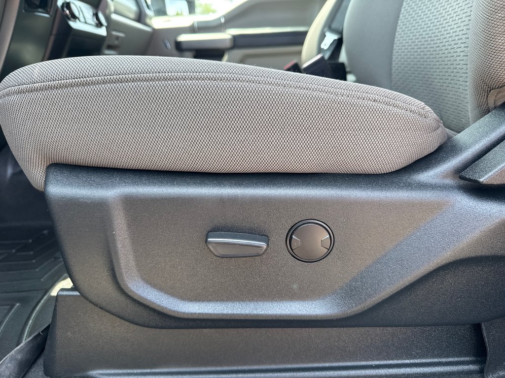 2021 Ford Super Duty F-250 SRW XLT in Sussex, New Brunswick - 21 - w1024h768px