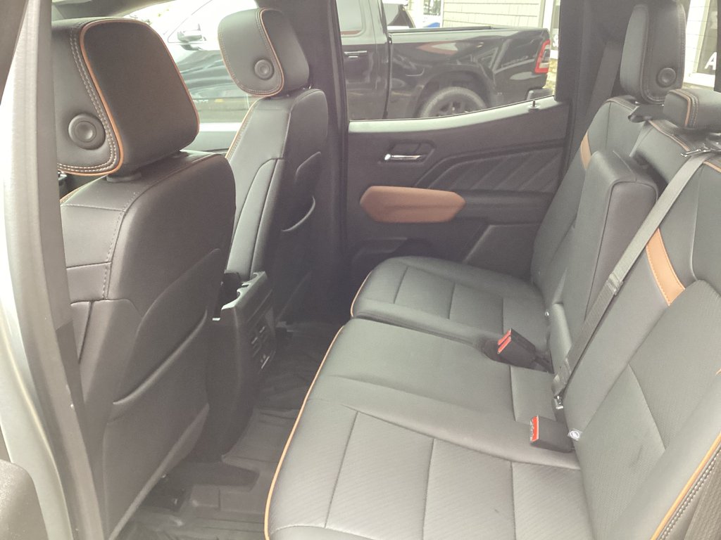 2025 GMC CANYON AT4 in Saint John, New Brunswick - 12 - w1024h768px