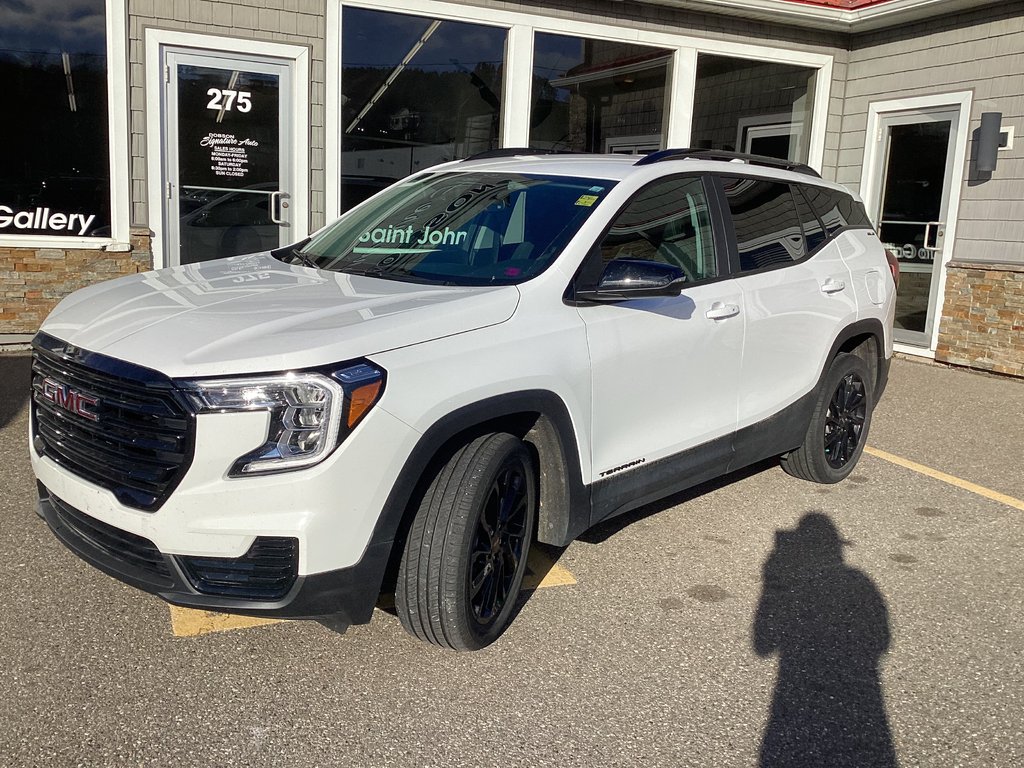 2024 GMC TERRAIN SLE in Saint John, New Brunswick - 2 - w1024h768px