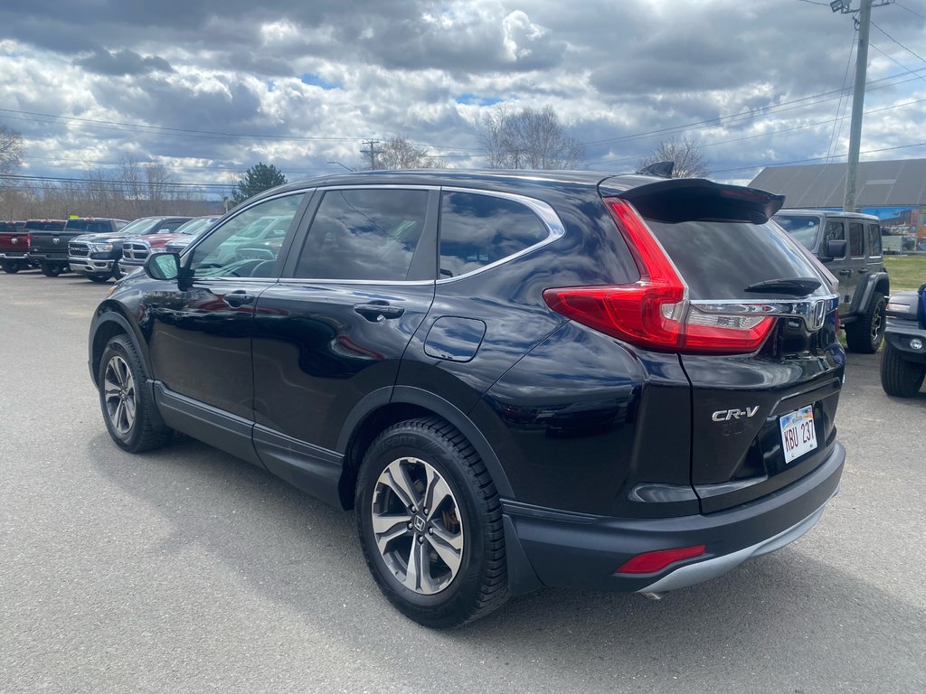 2018  CR-V LX in Sussex, New Brunswick - 3 - w1024h768px