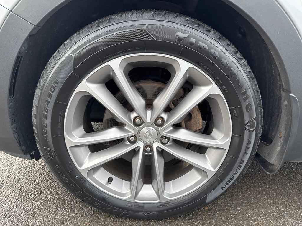 2018 Hyundai Santa Fe Sport Limited in Sussex, New Brunswick - 13 - w1024h768px
