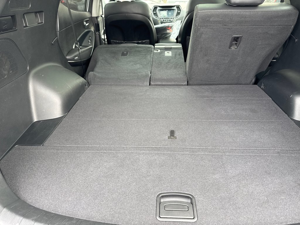 2018 Hyundai Santa Fe Sport Limited in Sussex, New Brunswick - 45 - w1024h768px