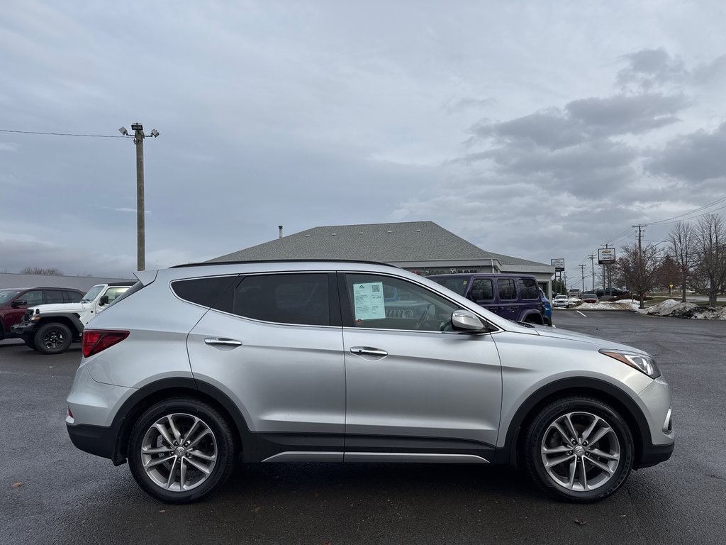2018 Hyundai Santa Fe Sport Limited in Sussex, New Brunswick - 8 - w1024h768px