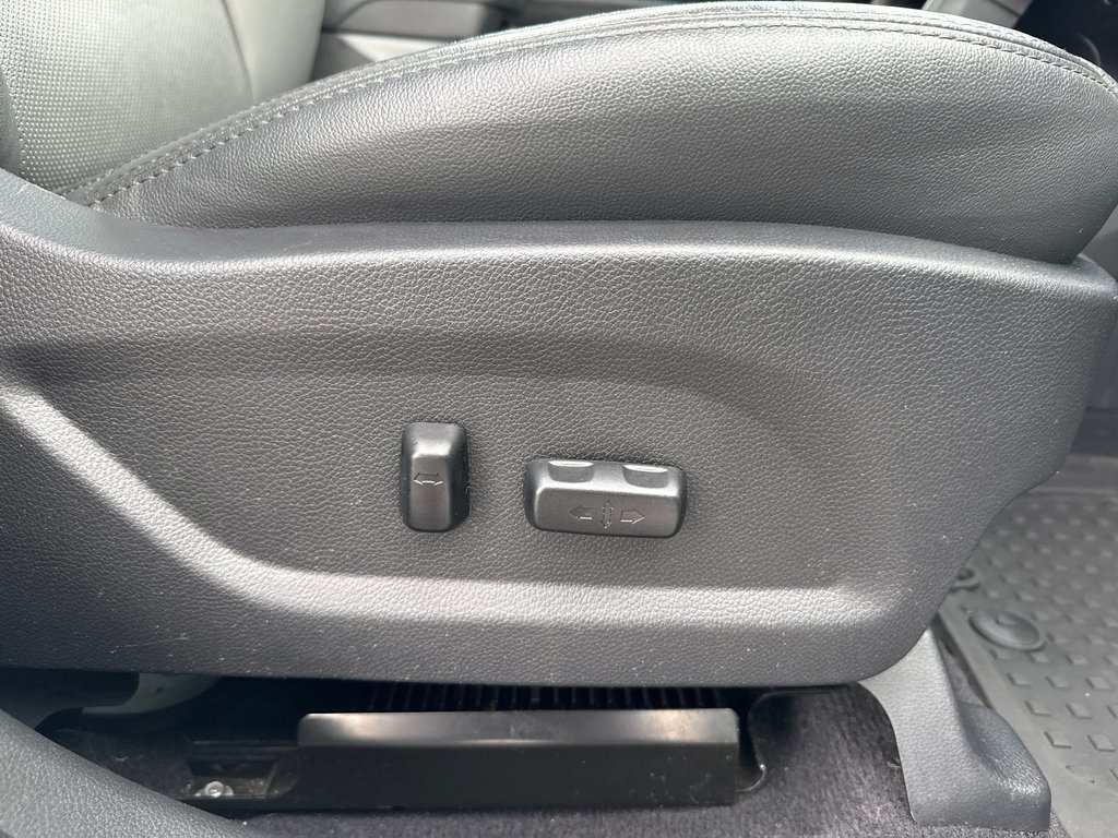 2018 Hyundai Santa Fe Sport Limited in Sussex, New Brunswick - 21 - w1024h768px