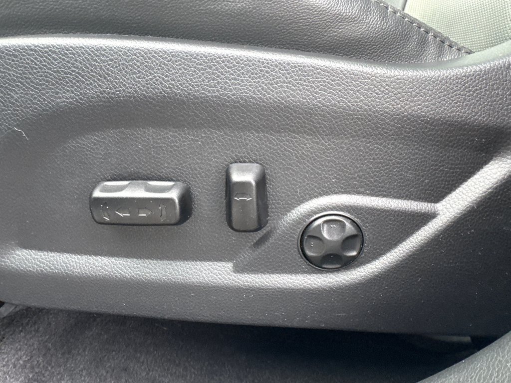 2018 Hyundai Santa Fe Sport Limited in Sussex, New Brunswick - 17 - w1024h768px