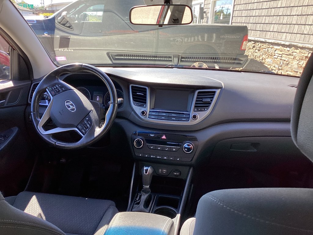 2018 Hyundai Tucson PREMIUM in Saint John, New Brunswick - 26 - w1024h768px