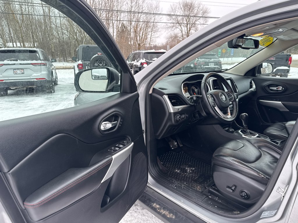 2017 Jeep Cherokee Trail Hawk in Sussex, New Brunswick - 15 - w1024h768px