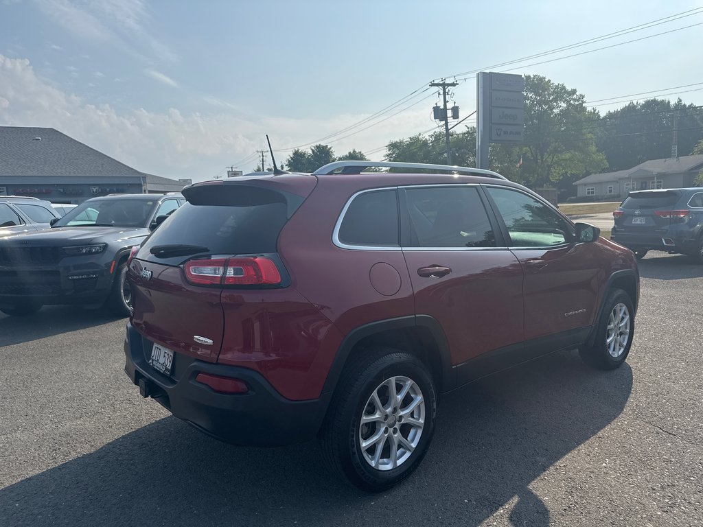 2017 Jeep Cherokee North in Sussex, New Brunswick - 7 - w1024h768px