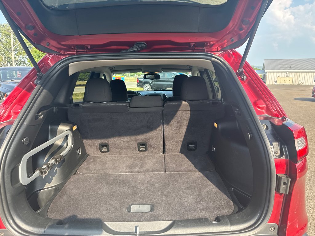 2017 Jeep Cherokee North in Sussex, New Brunswick - 38 - w1024h768px