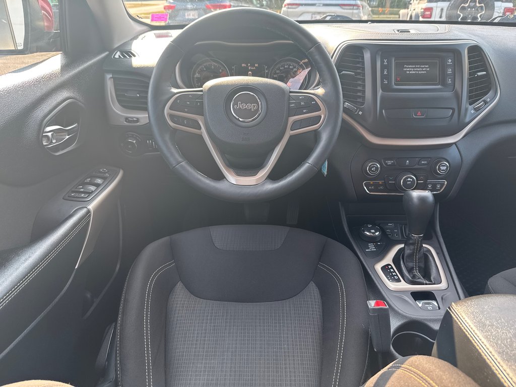 2017 Jeep Cherokee North in Sussex, New Brunswick - 17 - w1024h768px