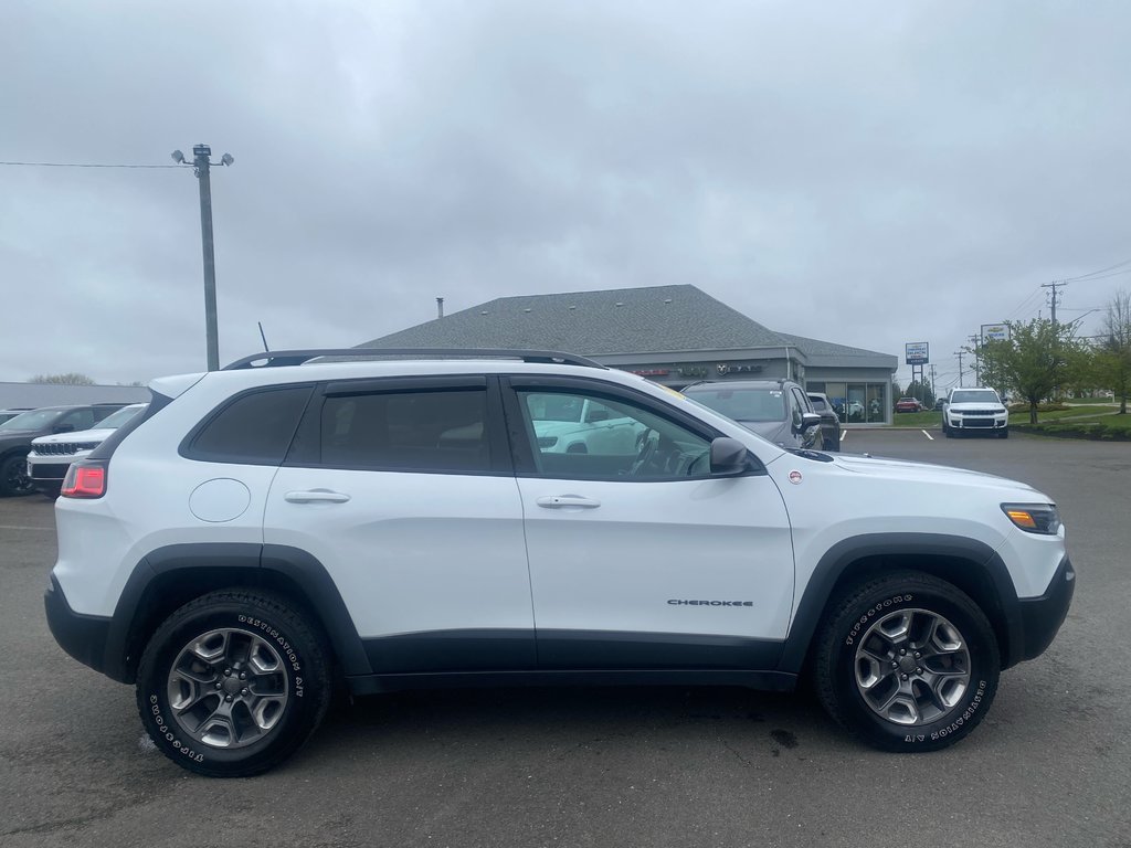 2019  Cherokee TRAILHAWK in Sussex, New Brunswick - 9 - w1024h768px