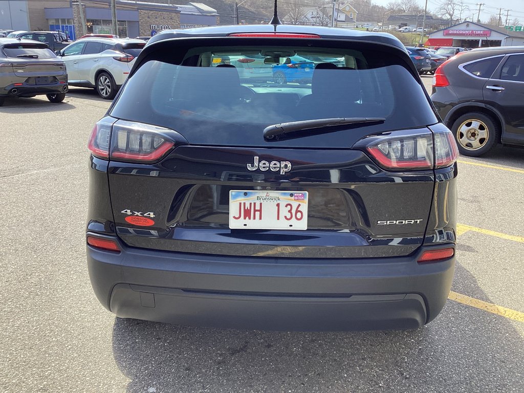 2020 Jeep CHEROKEE SPORT in Saint John, New Brunswick - 4 - w1024h768px