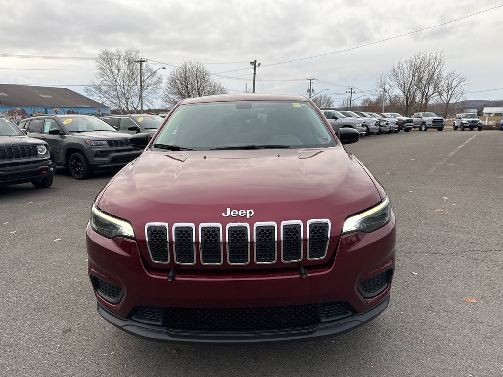 2021 Jeep Cherokee SPORT in Sussex, New Brunswick - 8 - w1024h768px