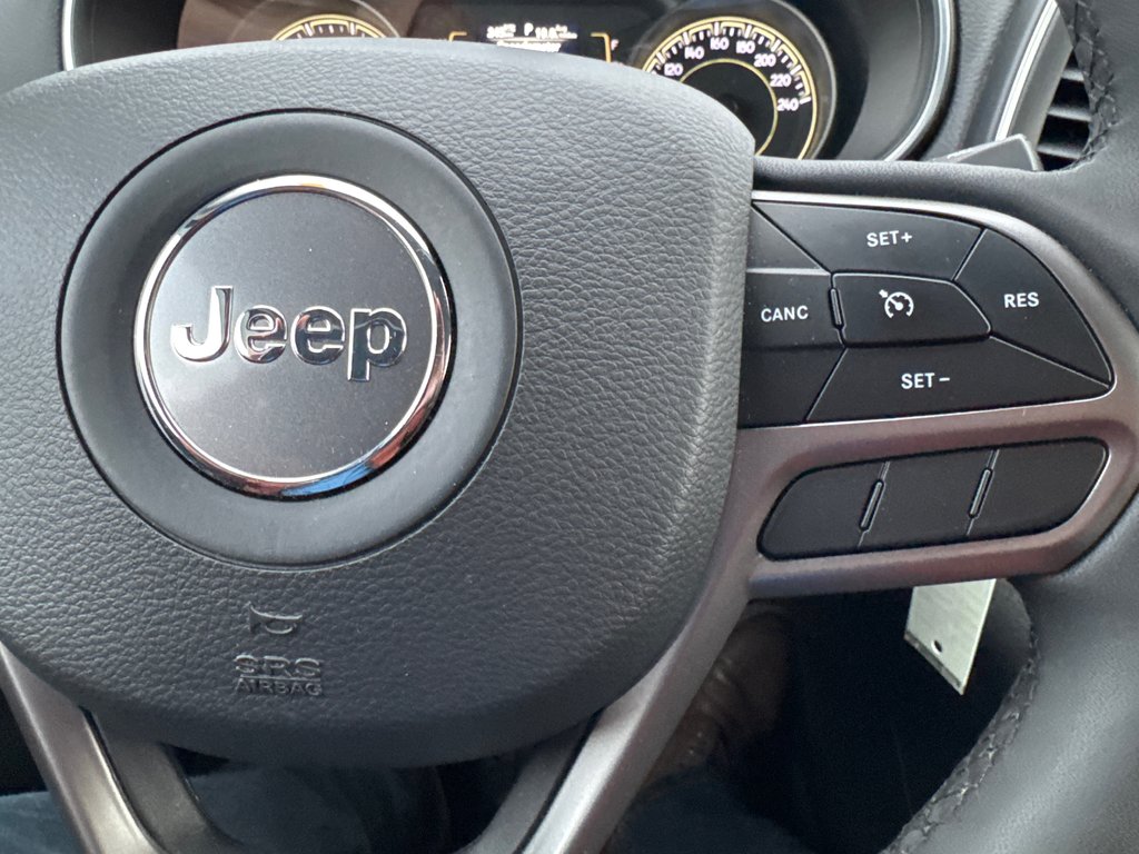 2021 Jeep Cherokee SPORT in Sussex, New Brunswick - 15 - w1024h768px