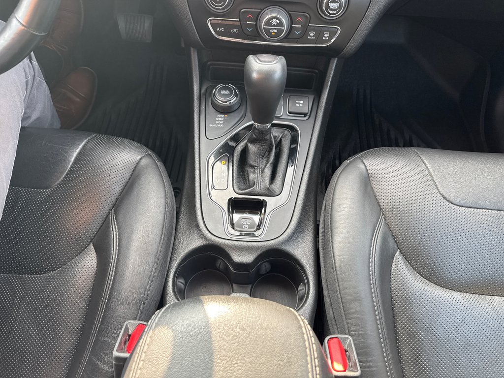 2021 Jeep Cherokee Altitude in Sussex, New Brunswick - 27 - w1024h768px