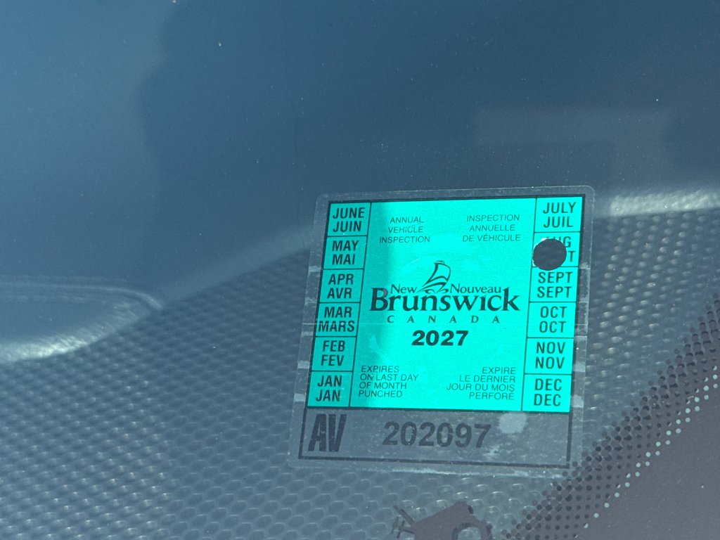 2021 Jeep Cherokee Altitude in Sussex, New Brunswick - 13 - w1024h768px