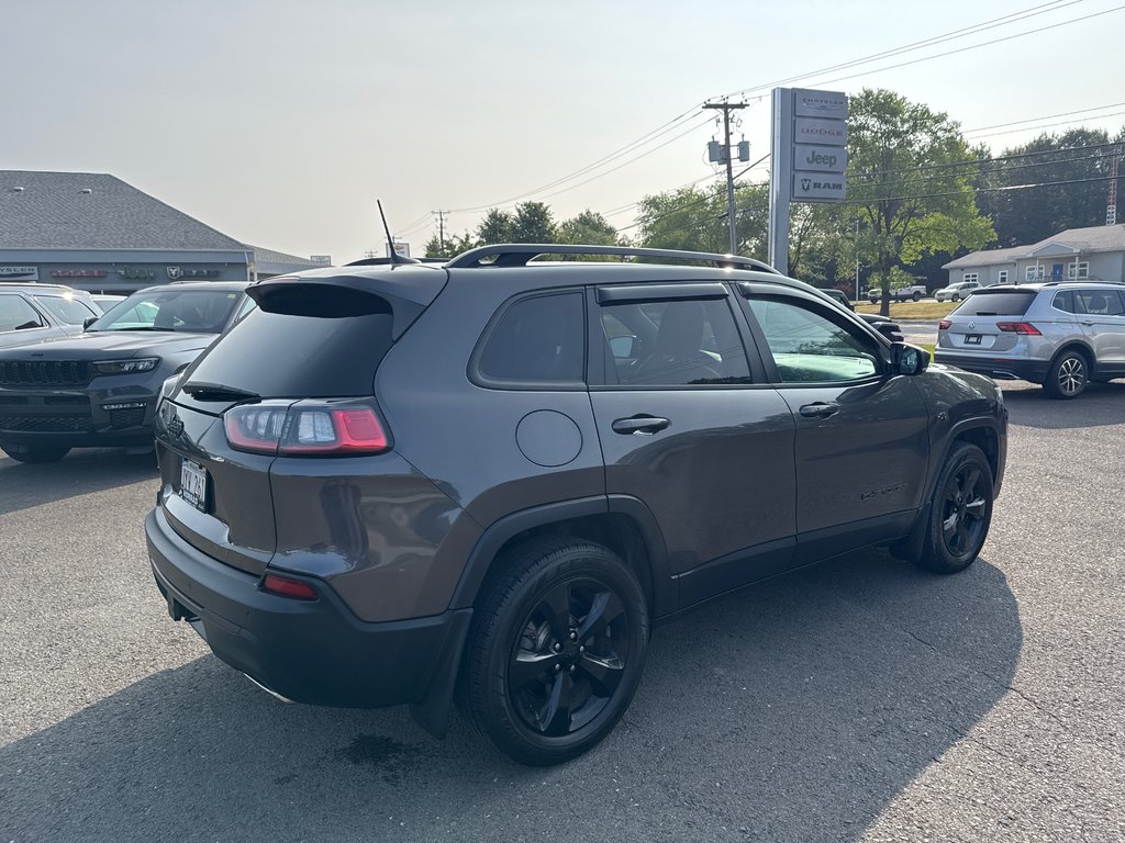 2021 Jeep Cherokee Altitude in Sussex, New Brunswick - 6 - w1024h768px