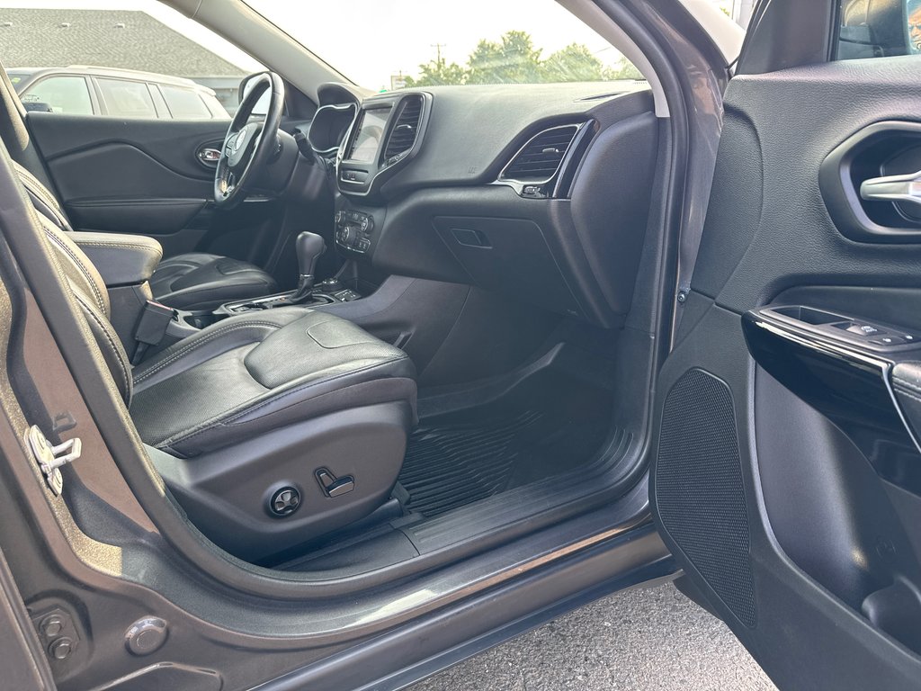 2021 Jeep Cherokee Altitude in Sussex, New Brunswick - 18 - w1024h768px