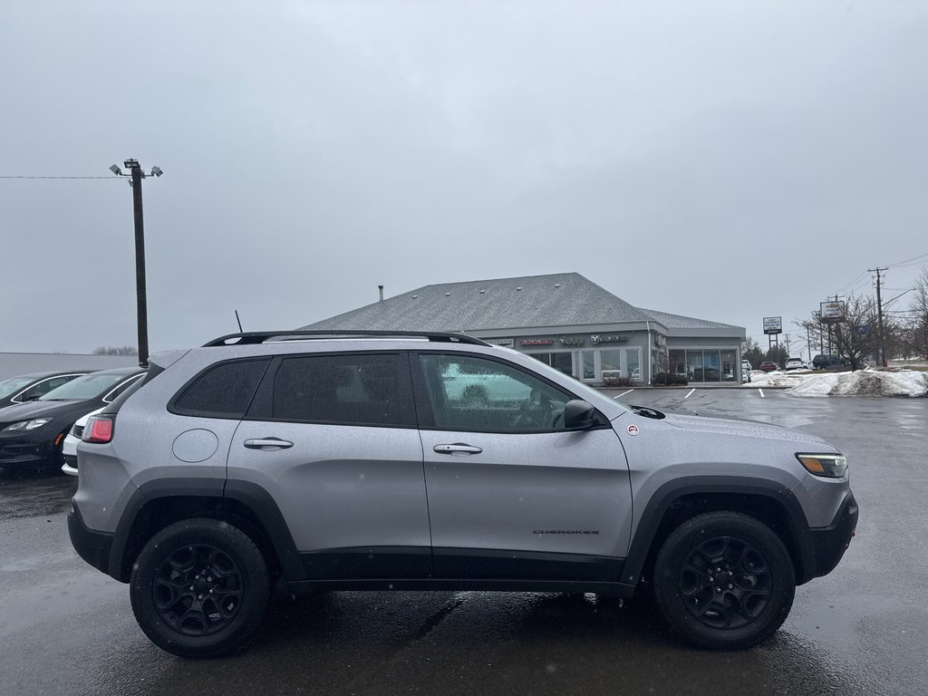 2022 Jeep Cherokee TRAILHAWK in Sussex, New Brunswick - 10 - w1024h768px