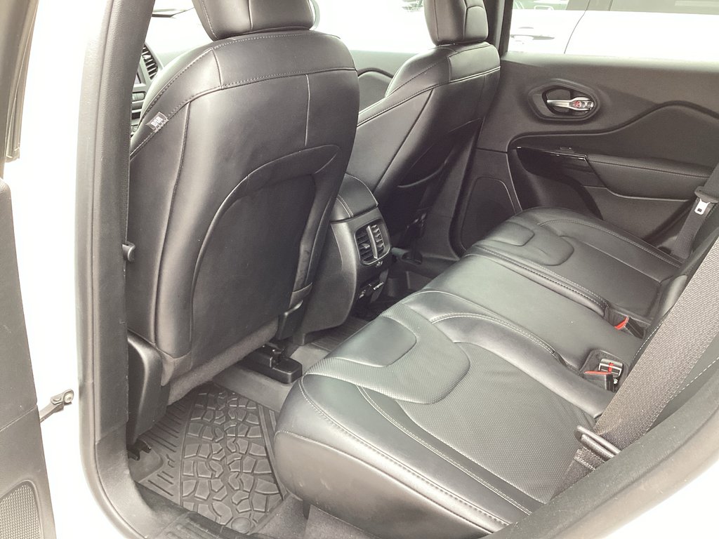 Jeep CHEROKEE ALTITUDE 2023 à Saint John, Nouveau-Brunswick - 11 - w1024h768px