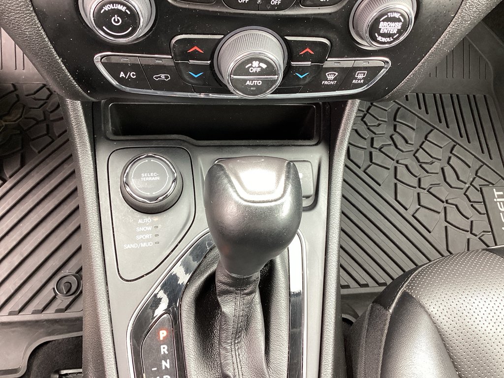 Jeep CHEROKEE ALTITUDE 2023 à Saint John, Nouveau-Brunswick - 17 - w1024h768px