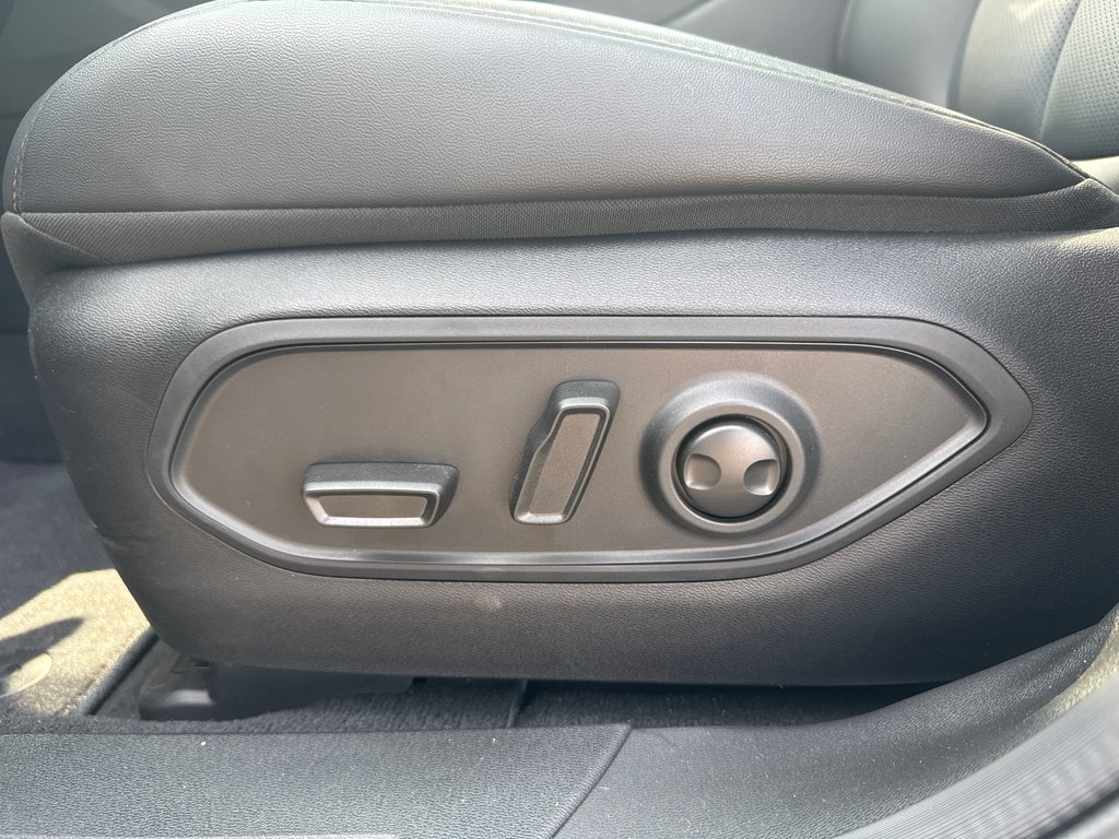 2026 Jeep Cherokee LIMITED in Sussex, New Brunswick - 11 - w1024h768px