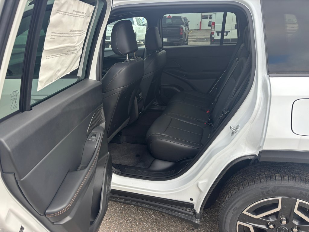 Jeep Cherokee LIMITED 2026 à Saint John, Nouveau-Brunswick - 8 - w1024h768px