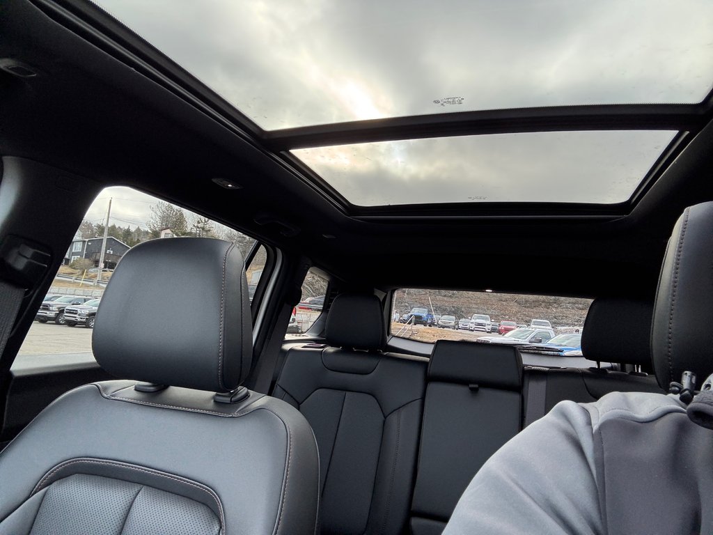 Jeep Cherokee LIMITED 2026 à Saint John, Nouveau-Brunswick - 12 - w1024h768px